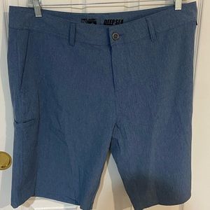 Pelagic Deep Sea Hybrid Short